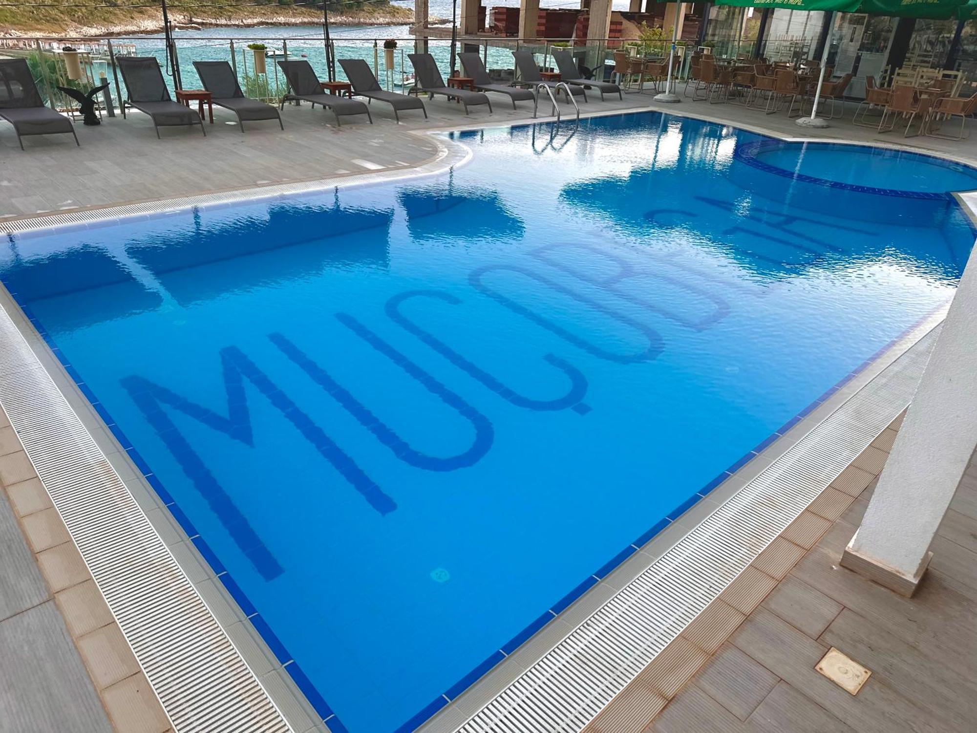 Mucobega Hotel 2 Саранде Екстериор снимка