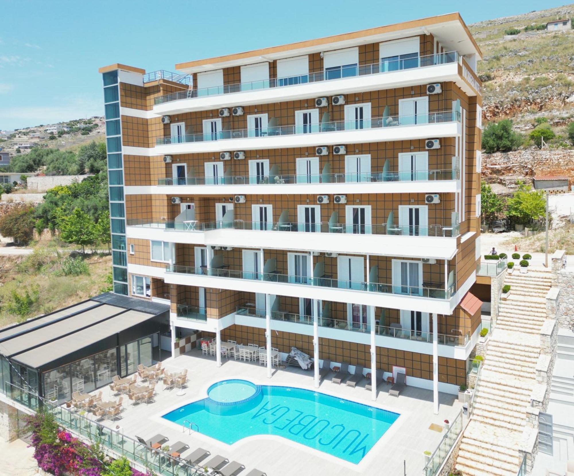 Mucobega Hotel 2 Саранде Екстериор снимка
